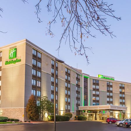 Holiday Inn Rockford By Ihg Bagian luar foto